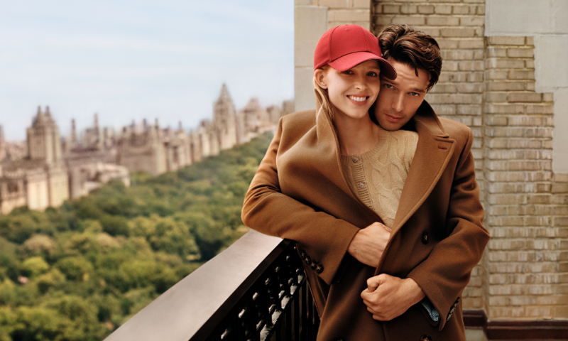 Patrick Schwarzenegger y Abby Champion para Tommy Hilfiger