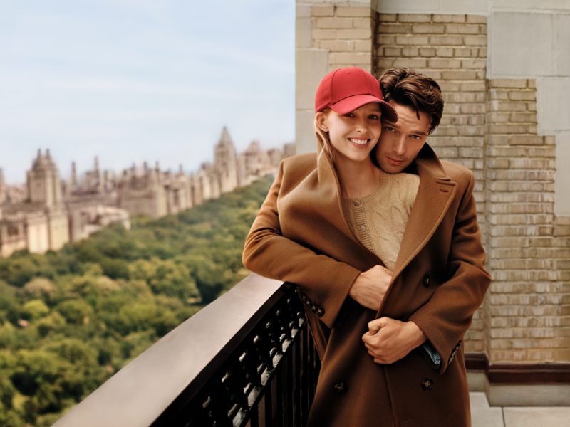 Patrick Schwarzenegger y Abby Champion para Tommy Hilfiger