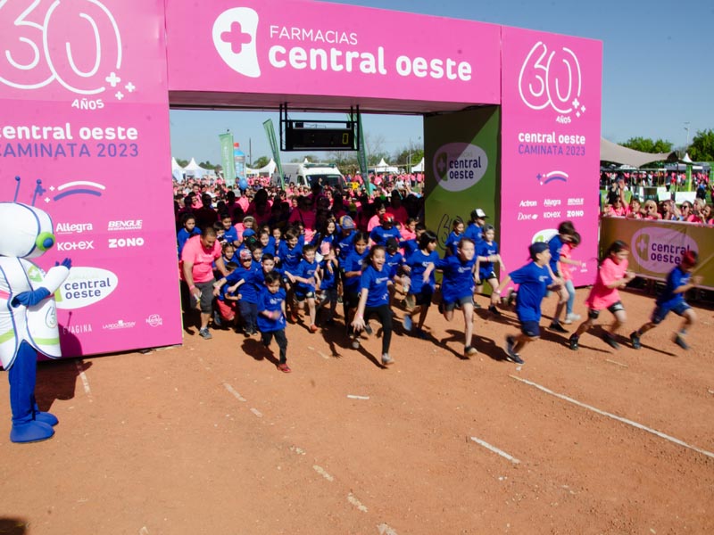 Caminata Solidaria Farmacias Central Oeste