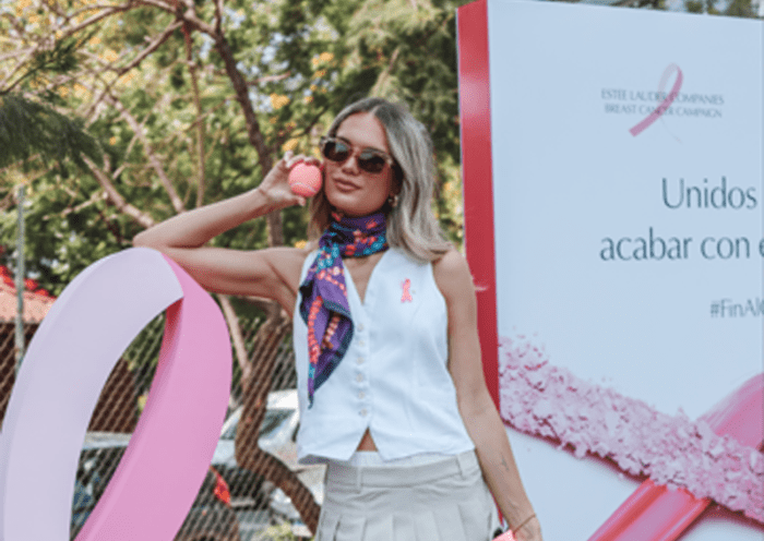 Estée Lauder paddle contra el cáncer de mama