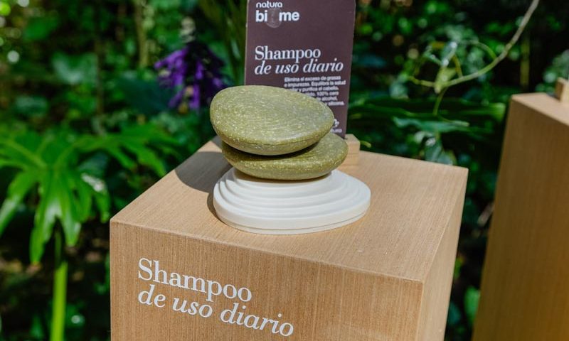 Shampoo sólido Natura