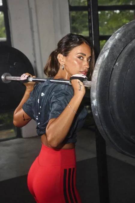 Antonela Roccuzzo para adidas Training