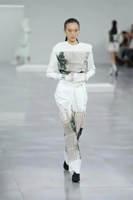 Issey Miyake 2025