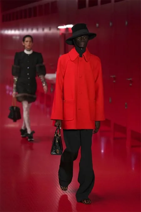 Valentino en Paris Fashion Week 2025